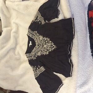 XL:Chelsea & Theodore Long Sleeve Flared Shirt